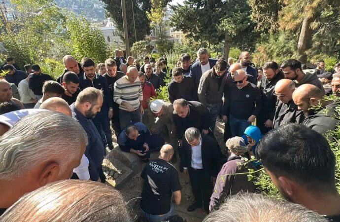 الضنية: تشيع المرحوم ” الحاج سعد ابراهيم حسين شاكر الصمد ” بمأتم مهيب في بلدة بخعون