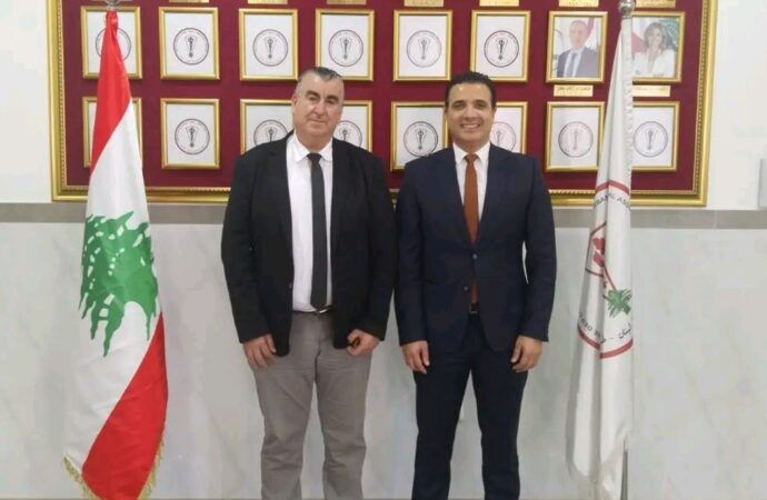 النائب ايهاب مطر في زياره إلى نقيب أطباء الأسنان الدكتور ميلاد ديب